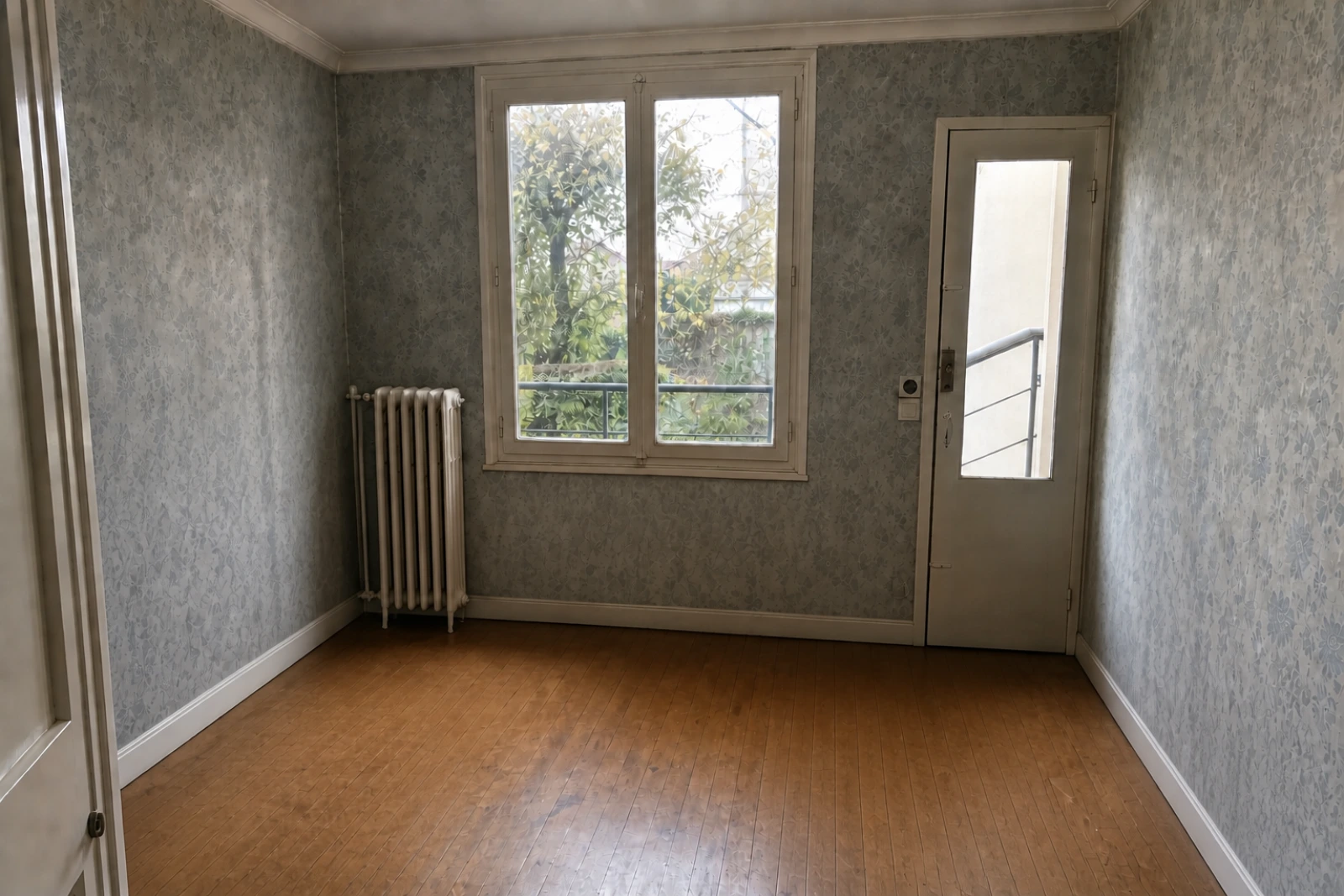 Pavillon à la Boissière : débarras avant rénovation familiale — après débarras